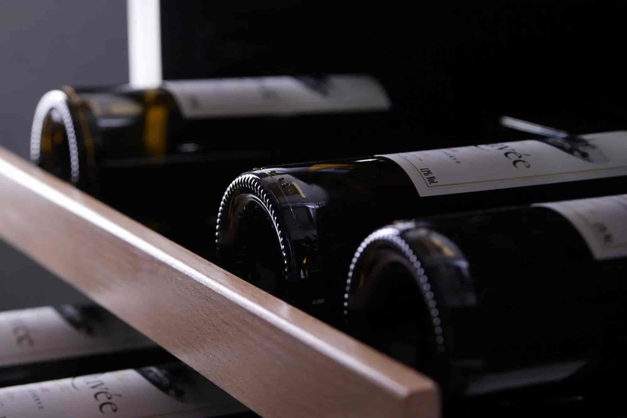 mQuvée vinkyl, WineCave 60DD svart mQuvée vinkyl, WineCave 60DD svart