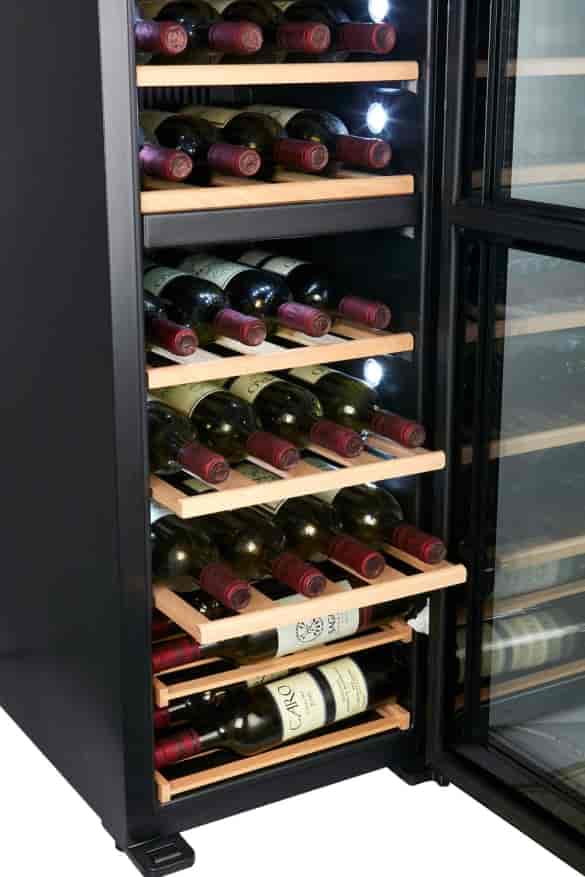 Cavin Fristående vinkyl - Northern Collection 39 Svart - 39 Flaskor Cavin Fristående vinkyl - Northern Collection 39 Svart - 39 Flaskor